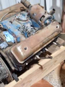 Ford 272 CI Y Block engine and 3 speed Gear box
