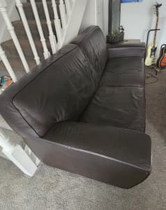 3 plus 2 seater sofa/couch in chocolate leather 