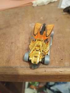 Hot Wheels 2009 Draggin Tail Gold Made in Thailand