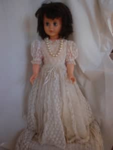 Bride dolls - from all eras - DOLLYSISTERS DOWN MEMORY LANE - VINTAGE DOLLS  ORIGINAL BOXES, BEARS TOYS AUSTRALIA