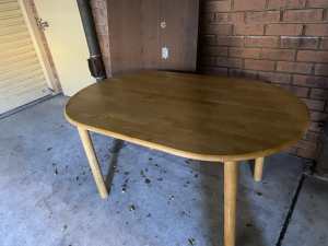 sydney free wooden table great condition