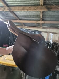 Leather hand made saddle 