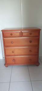 Drawers Tallboy Lowboy Chest of Draws Solid Feet so sits off the groun