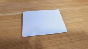 Apple Trackpad 2 white in excellent condition