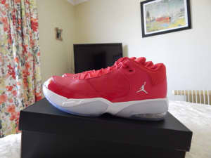 Nike Air Jordan Aura 3 Mens shoes, size 11 US, brand new in box