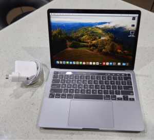 MacBook Pro 13 inch M2 2022 256GB Touch Bar
