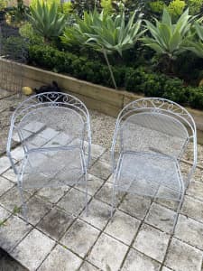 Outdoor steel frame chairs. Matching set, good sturdy condition.