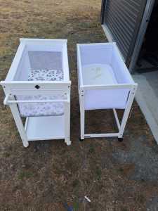 Baby bassinet x2 $50 for 2 or $30 each