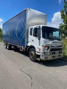 RENTAL AUTOMATIC TRUCKS, 14 OR 12 PALLET, TAILGATE, WEEKLY RENT