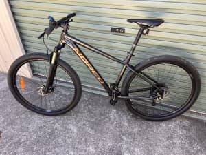 NORCO CHARGER, HARD TAIL MOUNTAIN BIKE.