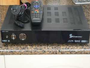 STRONG 5495T SET TOP BOX WITH 500 GB RECORDER, EXCELLENT CONDITION