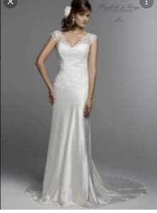 Elizabeth De Varga wedding gown