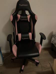 Typhoon gaming chair