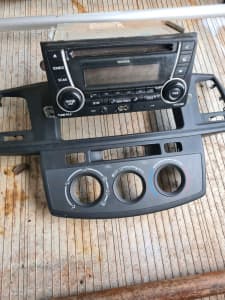 2012 hilux stereo and surround.