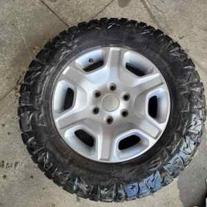Maxxis A/T Ranger 17inch