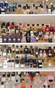 🌟 For Sale: Perfume Business Opportunity 🌟