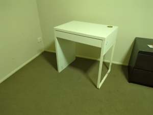 Computer desk for free 