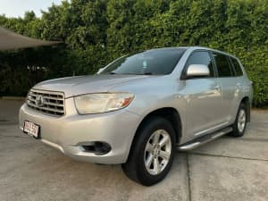 GREAT CONDITION KLUGER AUTOMATIC SUV