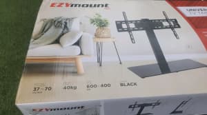 New- Still in box - EZYmount VTS-U60 Universal TV Tabletop Stand