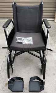 Denyer foldable self-propelled wheel chair - 120 kg max - hardly used