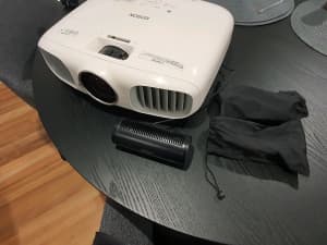 Epson EH-TW6000W 3D PROJECTOR