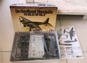 TAMIYA De Havilland Mosquito FB Mk.Vl/ NF Mk.II* War Bird Collection