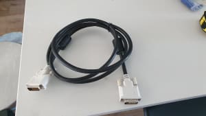 Dual-Link DVI cable 1.8m