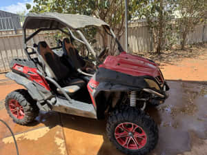 CFMOTO ZForce 800 buggy / Side by side
