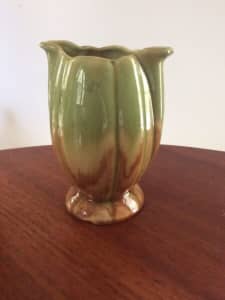 Vintage ceramic brown green glazed fan style vase (Diana?) - no damage