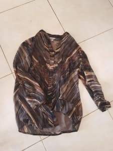 ladies size 10 brown shirt with camisole