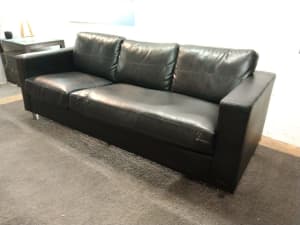 Can deliver. 3 seater sofa lounge couch 