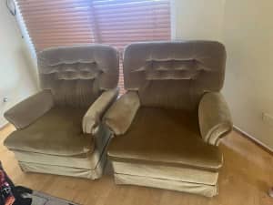 Golden sofa in excellent condition. 1x3 seater and 2x1 seater
