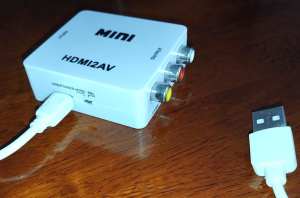 HDMI2AV: HDMI to RCA Composite Video Audio AV CVBS Adapter Converter