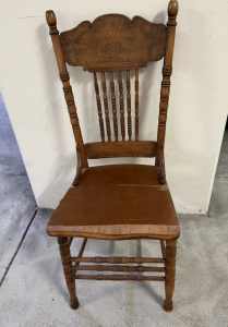 Oak Chairs for restoration $50