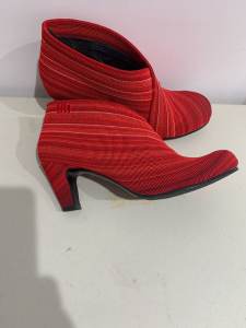 Women’s Shoes, S 39, United Nude, Red, A1, pickup Sth Guildford