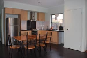 West Footscray fully furnished 3 large bedroom Townhouse
