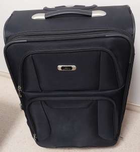 Suitcase - Large, Excellent Condition