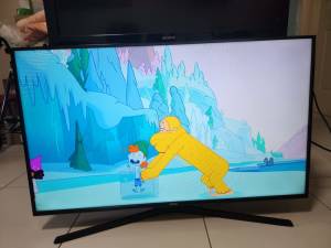 Samsung 40 inch Full HD LED LCD TV with stand and remote in perfect