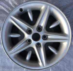 1x Holden Commodore VT SS 17 inch ALLOY WHEEL*****7916