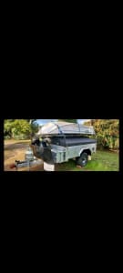 Full offroad family camper trailer diesel heated