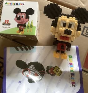 Deforme blocks Mickey 