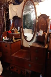 Antique dressing table, wood inlays, great condition for its age