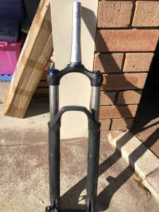 Rockshox Recon Silver 27, 27 and 29. Excellent condition