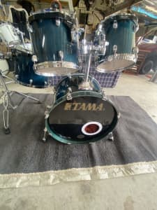 Tama star classic drum kit