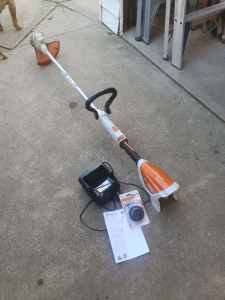Stihl electric whipper snipper, with battery and charger 