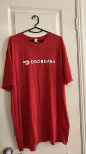 Door Dash red courier tshirt unisex XL