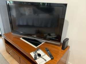 Sony Bravia KDL-40W4000 40 1080p HD LCD Television