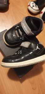 Nike Air Jordan Toddler Shoe Black with velcro straps US 7 or 13cm