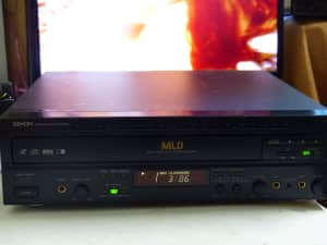 Denon Laserdisc, CD player, play both size, with Karaoke function