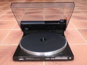 TECHNICS Linear Tracking Turntable Fully Automatic with Repeat